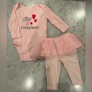 Baby 2-Piece Bodysuit & Tutu Pant Set
